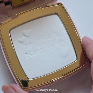 Too Faced PRIMED & PORELESS Pore-Blurring & Mattifying Face Powder